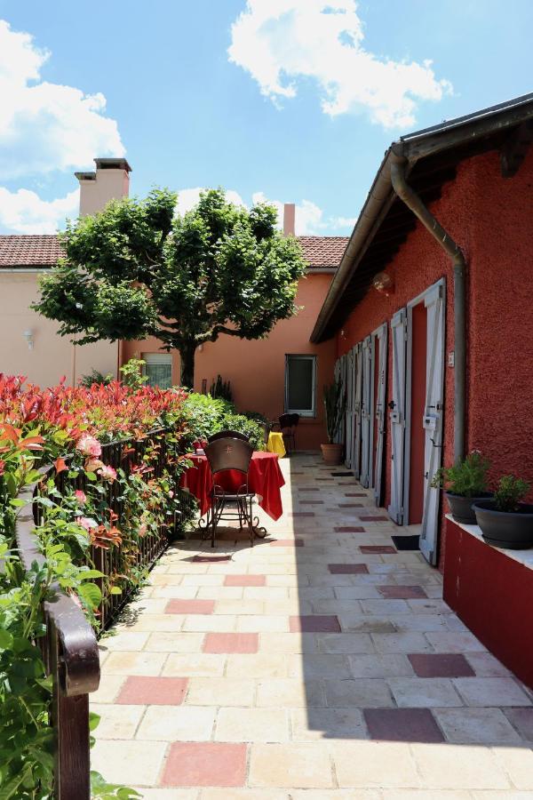 La Casa Color Bed and Breakfast Lamagdelaine Exteriör bild