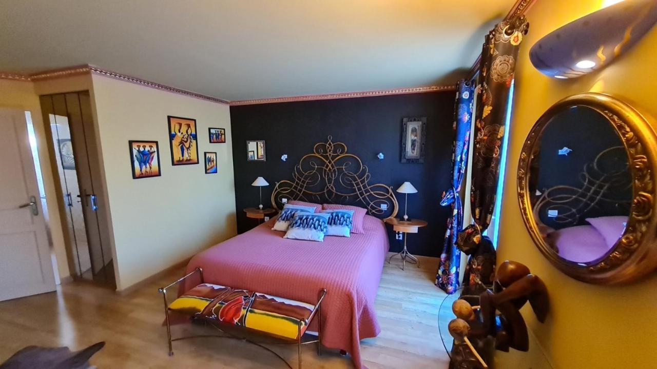 La Casa Color Bed and Breakfast Lamagdelaine Exteriör bild