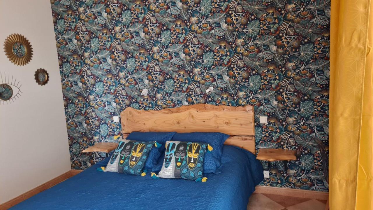 La Casa Color Bed and Breakfast Lamagdelaine Exteriör bild