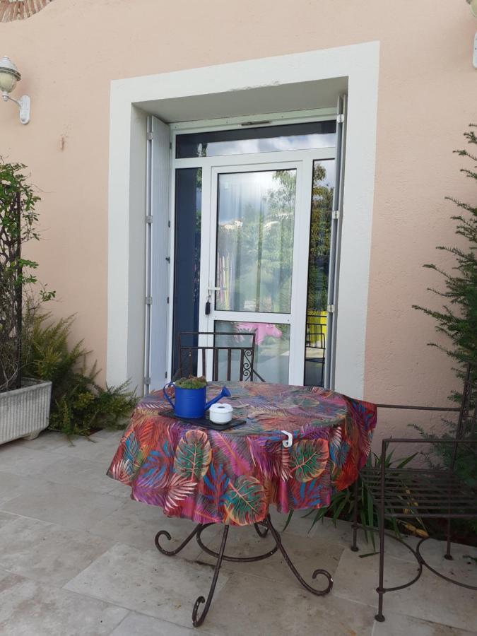 La Casa Color Bed and Breakfast Lamagdelaine Exteriör bild